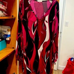 V neck dress sz M by Trina Turk one of a kind!